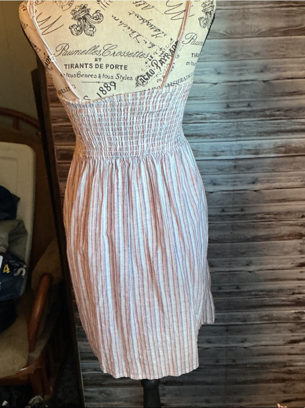 ★ Smocked Stripe Sundress Button Front Spaghetti Strap Dress Medium - Picture 3 of 4